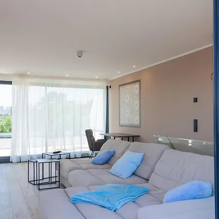 Prora Solitaire Avida Loft15 *